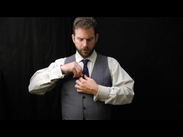 How to Wear a Tie Clip & Tie Bar Properly - Suits Expert