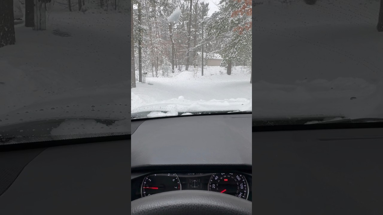 RAV4 vs. Unplowed Private Road 10+ inches of snow! 
