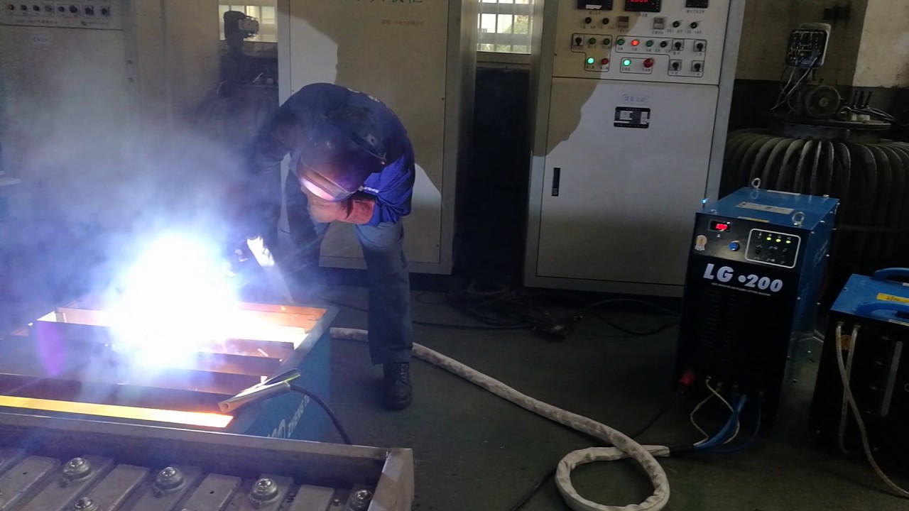 LG200 plasma cutter cut carbon steel
