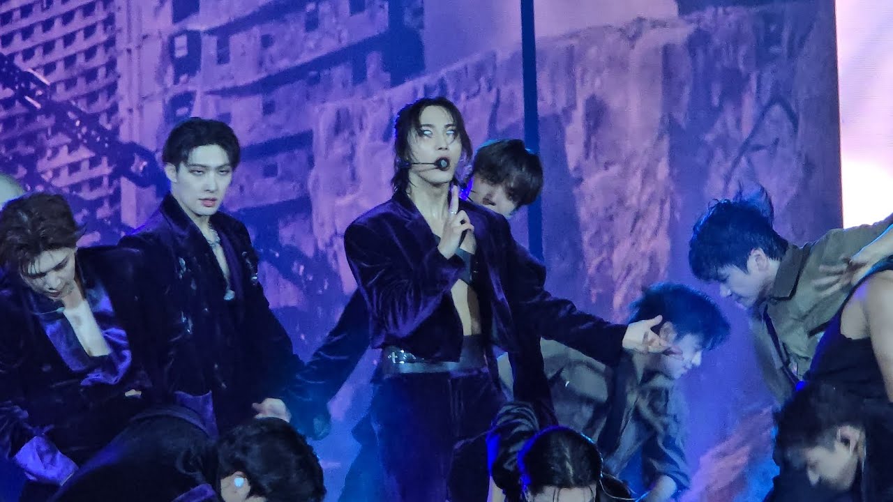 [072824] ATEEZ IN ARLINGTON 'HALAZIA'