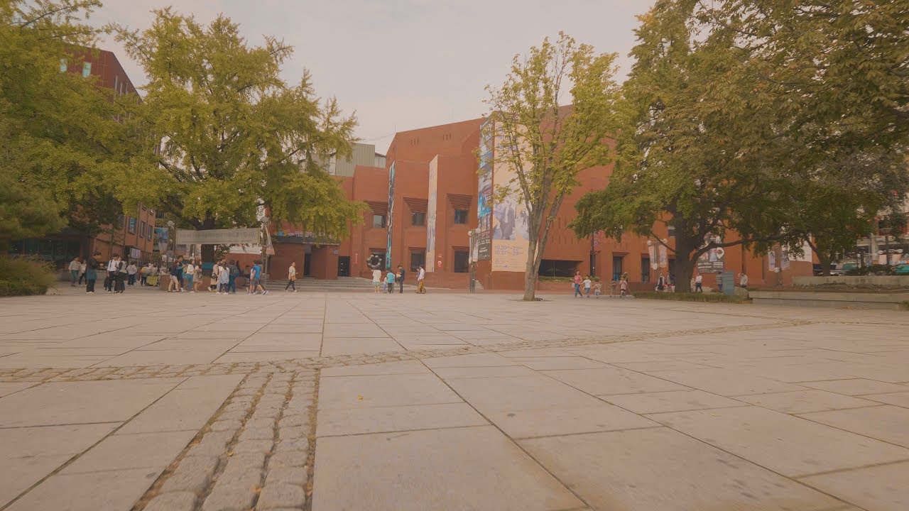 Walk From Naksan Park To Marronnier Park Seoul Korea With Panasonic