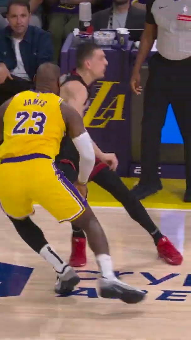 Herro COOKED LeBron ?‍??