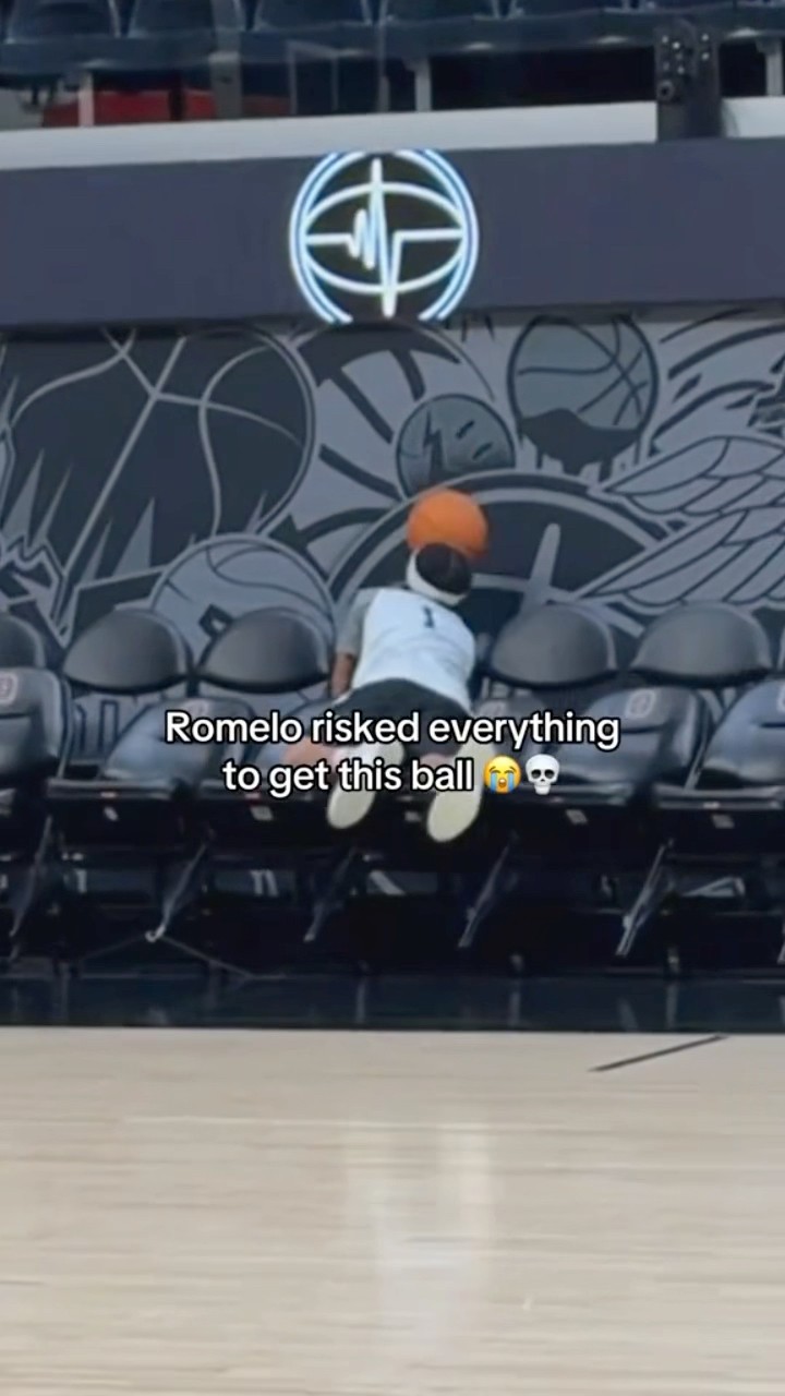 Romelo plays tonight at 7 on YouTube be there ?
