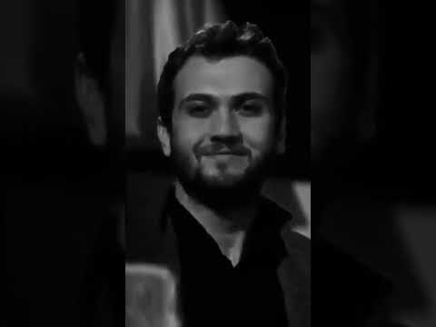 انساه وانسى ذكراه والقاه بحلامي