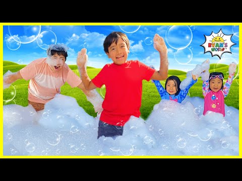 Ryan has a bubble  Foam Party with Family!