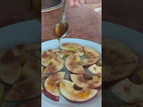 БЫСТРЫЙ ДЕСЕРТ! ЗАПЕЧЁННЫЕ ЯБЛОКИ С КОРИЦЕЙ И МЁДОМ!