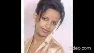 የድሮ መዝሙር Lily Tilahun||ሊሊ ጥላሁን "ምስጋና ትወዳለህ"