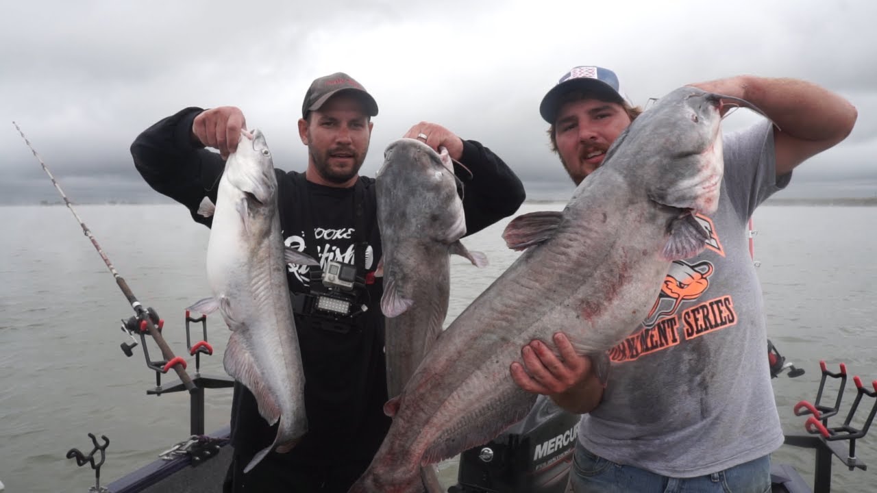 This LAKE has So MANY Catfish EP. 2 (REDEMPTION) YouTube