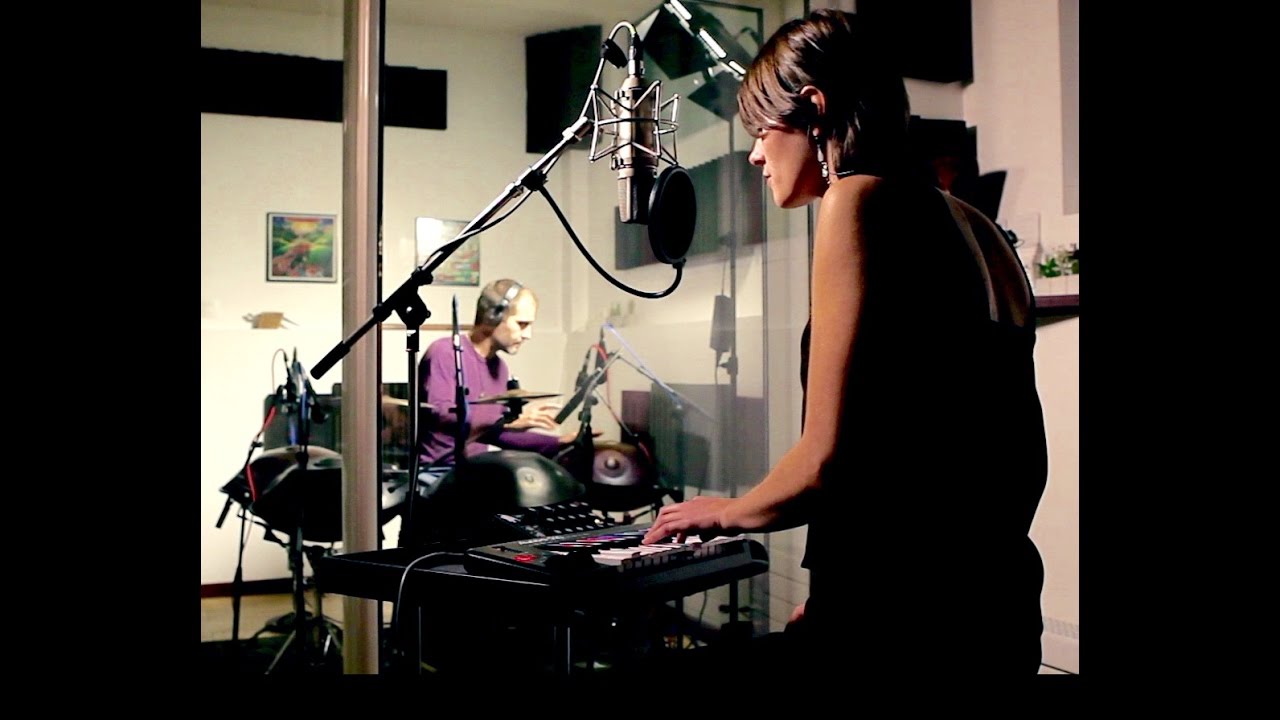 "Round Here" Counting Crows cover by Jeremy Nattagh & Violet Arnold (June et Lula)