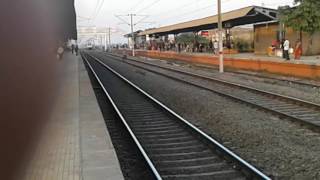 BRC 'HOG' P7 with 12010 Shatabdi crossing KIM