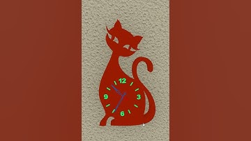 Clock #05 Female Cat Change Color Jullyane