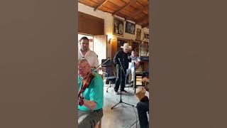 VICENTE FERNÁNDEZ - MUJERES DIVINAS ENSAYANDO EN SU RANCHO (2019)