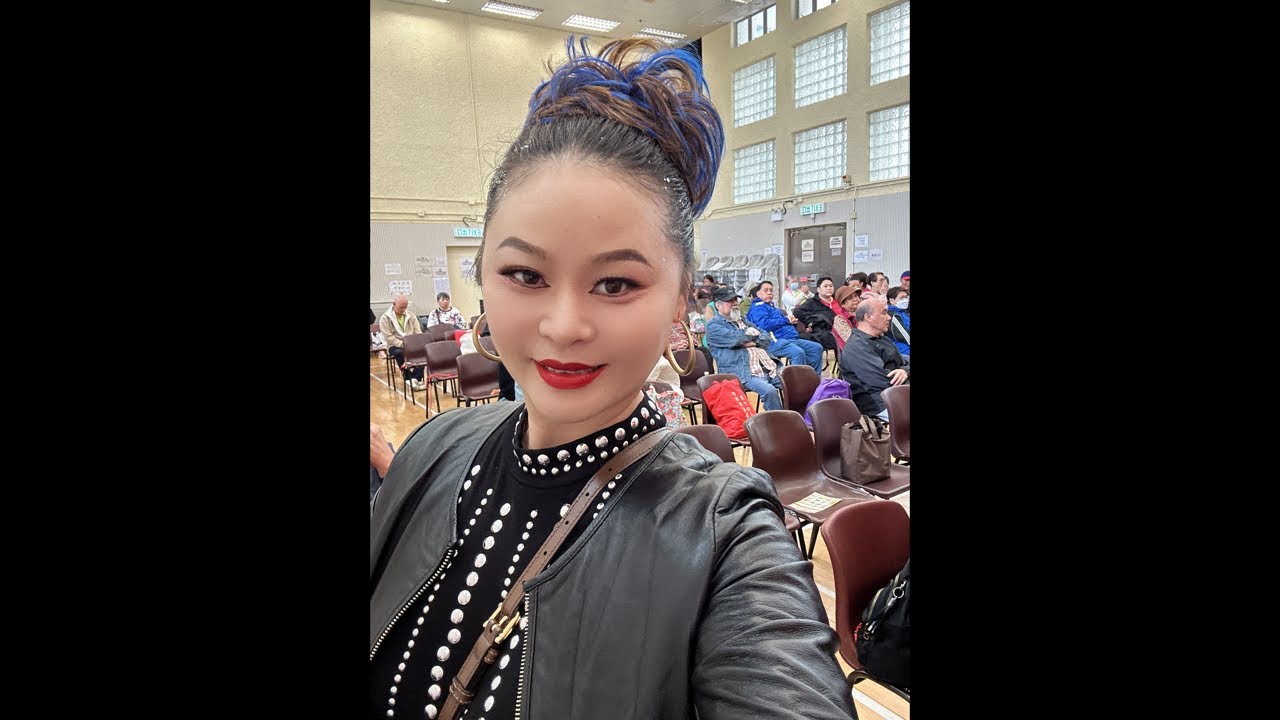 “四川辣妹子好运来”正在直播！天瑞社区会堂正在表演🎤谢谢你的点赞和支持！