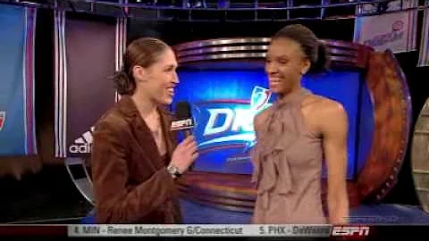 Phoenix Mercury Select DeWanna Bonner #5 in the 20...