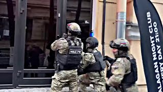 В Питере полиция накрыла сеть баров с консуматоршами (часть 3)