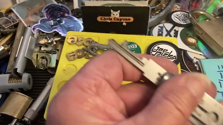 #2470 Close up differences between the KW1 and the LW5 Lishi tools