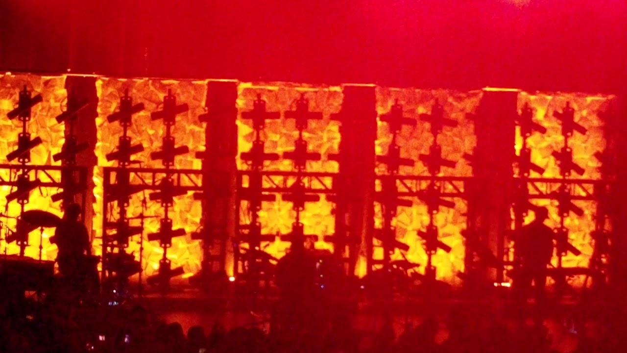 Monster Energy Outbreak: Mike Shinoda Tour- Ghosts