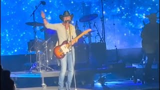 Tim McGraw - A night to remember! - Watch and enjoy through my experience!