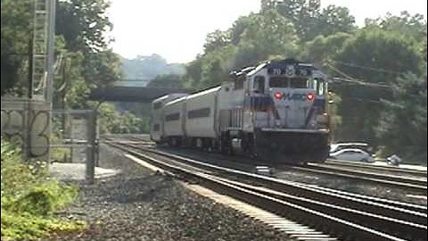 MARC GP39 Diesel Engine 70 Towards St Denis