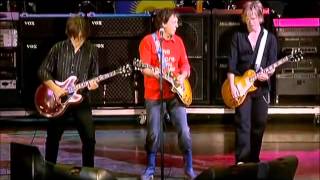 Video thumbnail of "Paul McCartney - Sgt Peppers Lonely Hearts Club Band Glastonbury"