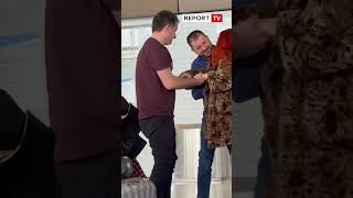 Thumbnail for I bie të fikët, Veliaj i vjen në ndihmë qytetares në aeroportin e Hanoverit