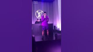 【吴亦凡 Kris Wu 】November Rain Full Performance || Louis Vuitton VVV Exhibition in Shanghai