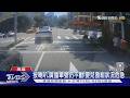 嬰兒發紺急送醫! 救護車狂鳴笛「喊車號」自小客硬不讓｜TVBS新聞 @TVBSNEWS01
