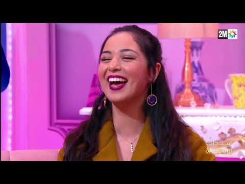 سيدات الشوبينغ شوبينغ بشرى موضوع الشهر جد أنيقة بالقميص الأبيض