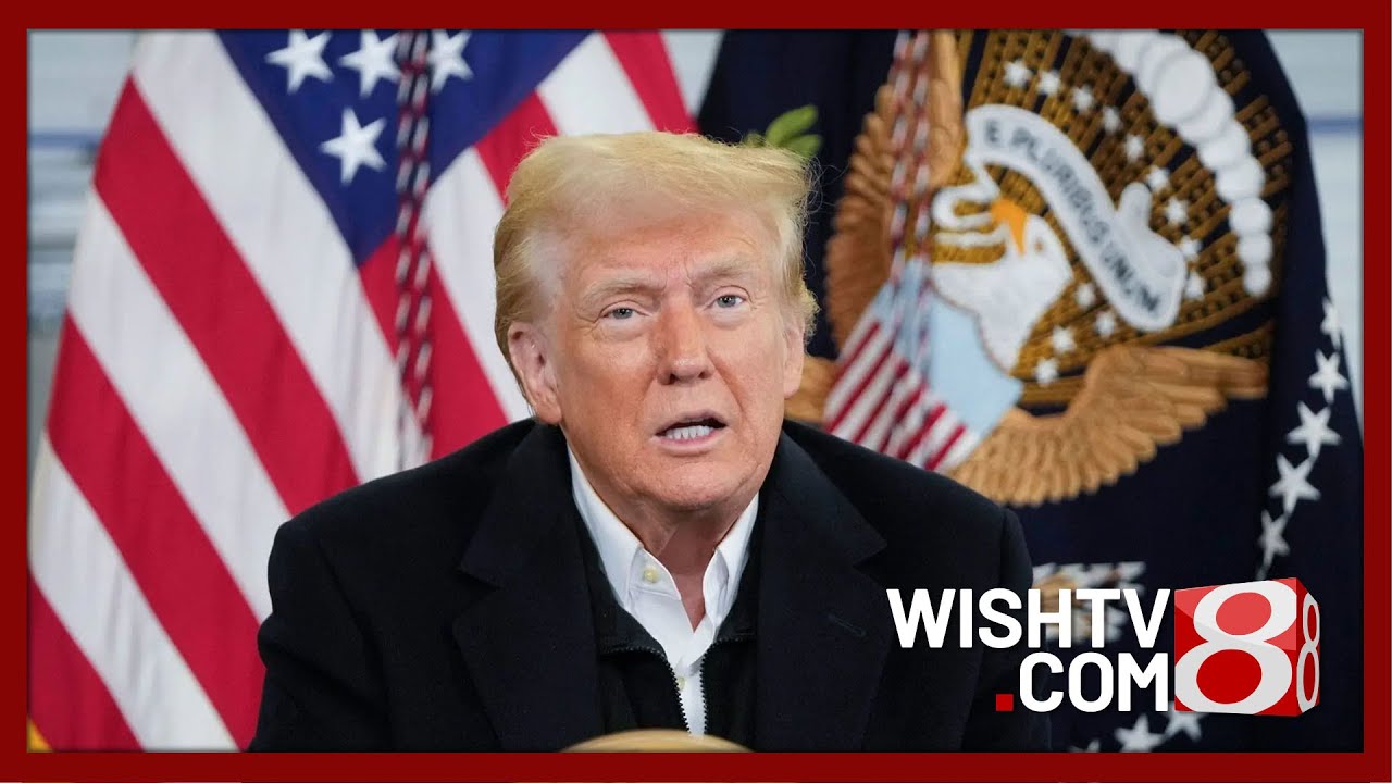 Trump issues 'emergency tariffs' after Colombia turns back migrants