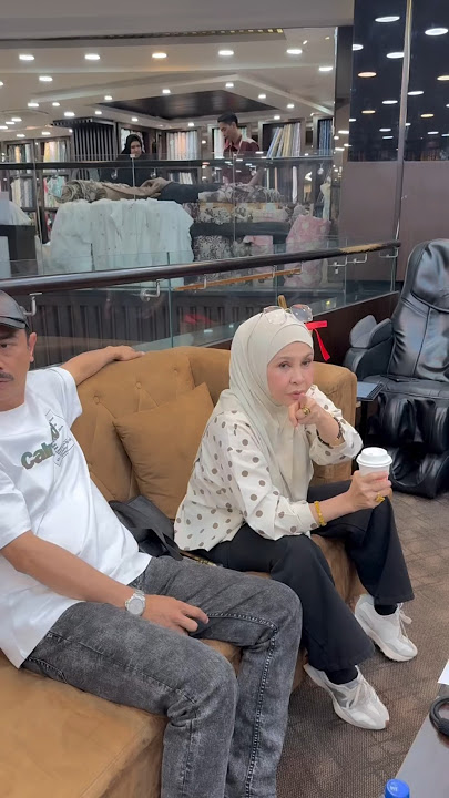 Bonda Rozita Beli Baju Seragam Staff Sampai ke Indonesia...