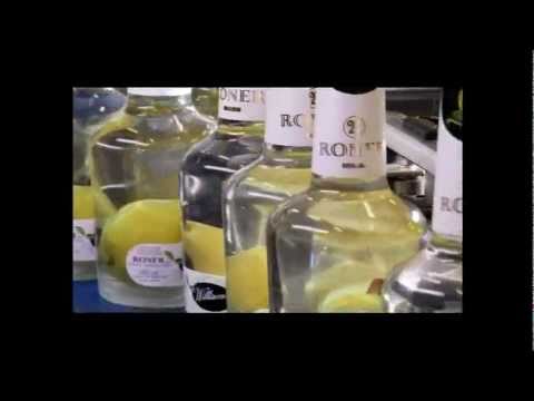 Video: Come Finisce Una Pera In Una Bottiglia?