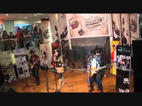 Tawuran Pelajar By DEXTIM