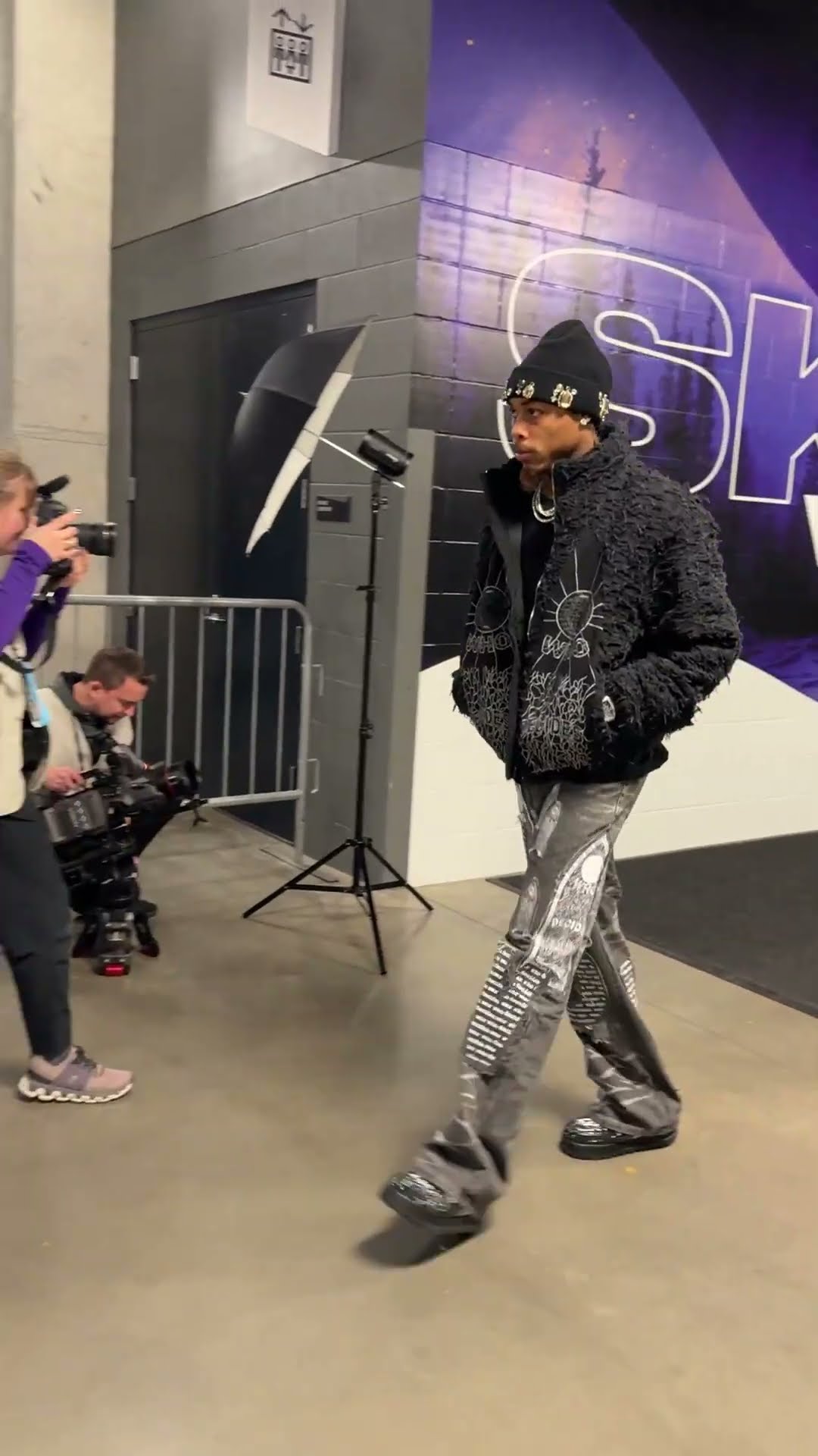 Justin Jefferson arrives for the Border Battle ✈️