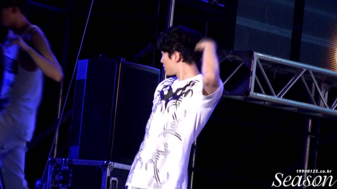 140922 K-POP EXPO IN ASIA HOT - 10점 만점에 10점 2PM 준호 직캠  (Junho focused)
