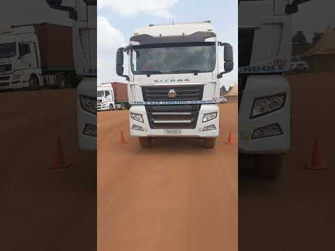 iyo cana wayimeye gutwara ikamyo ya category E,, 0783073974 tell