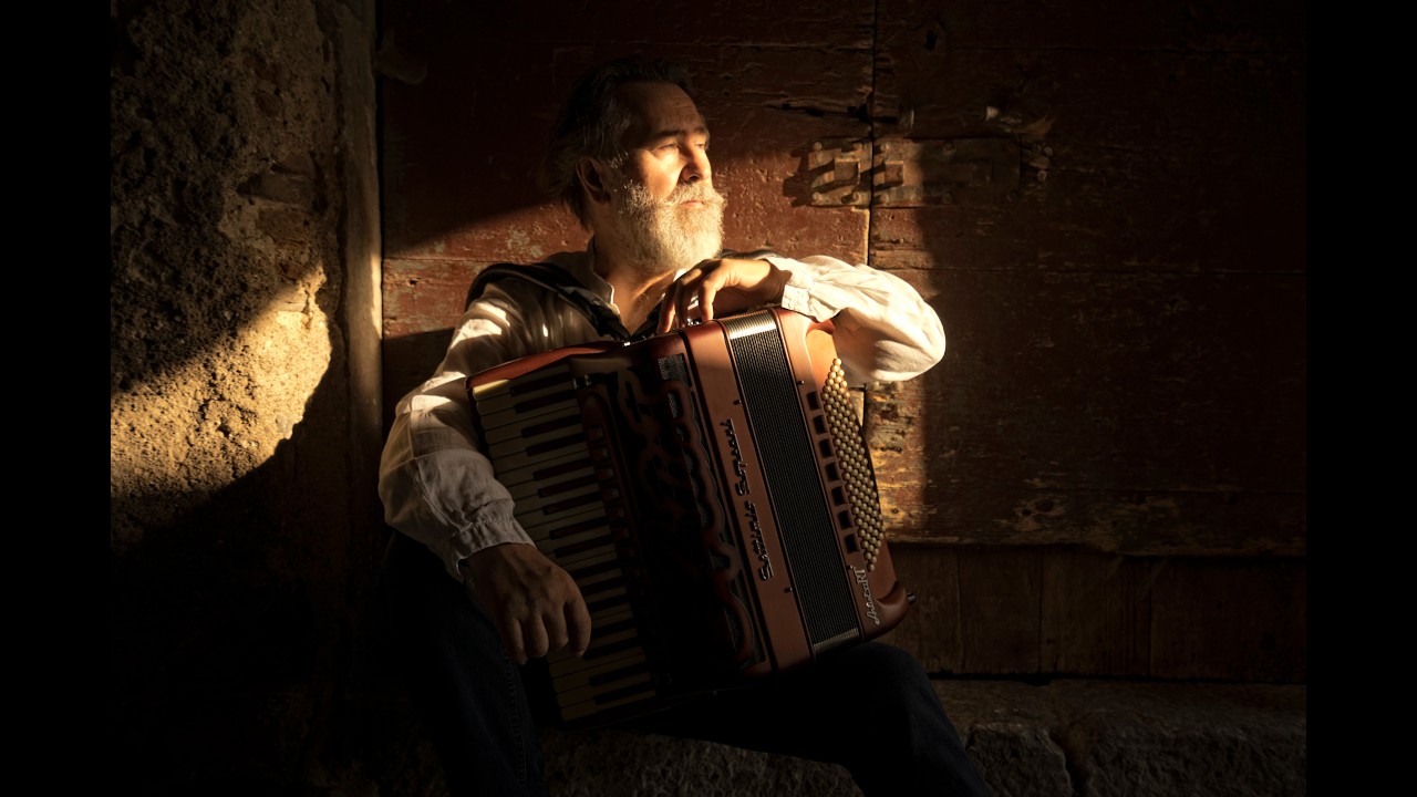 Elvis Stanic AIRes Collective - Picasso