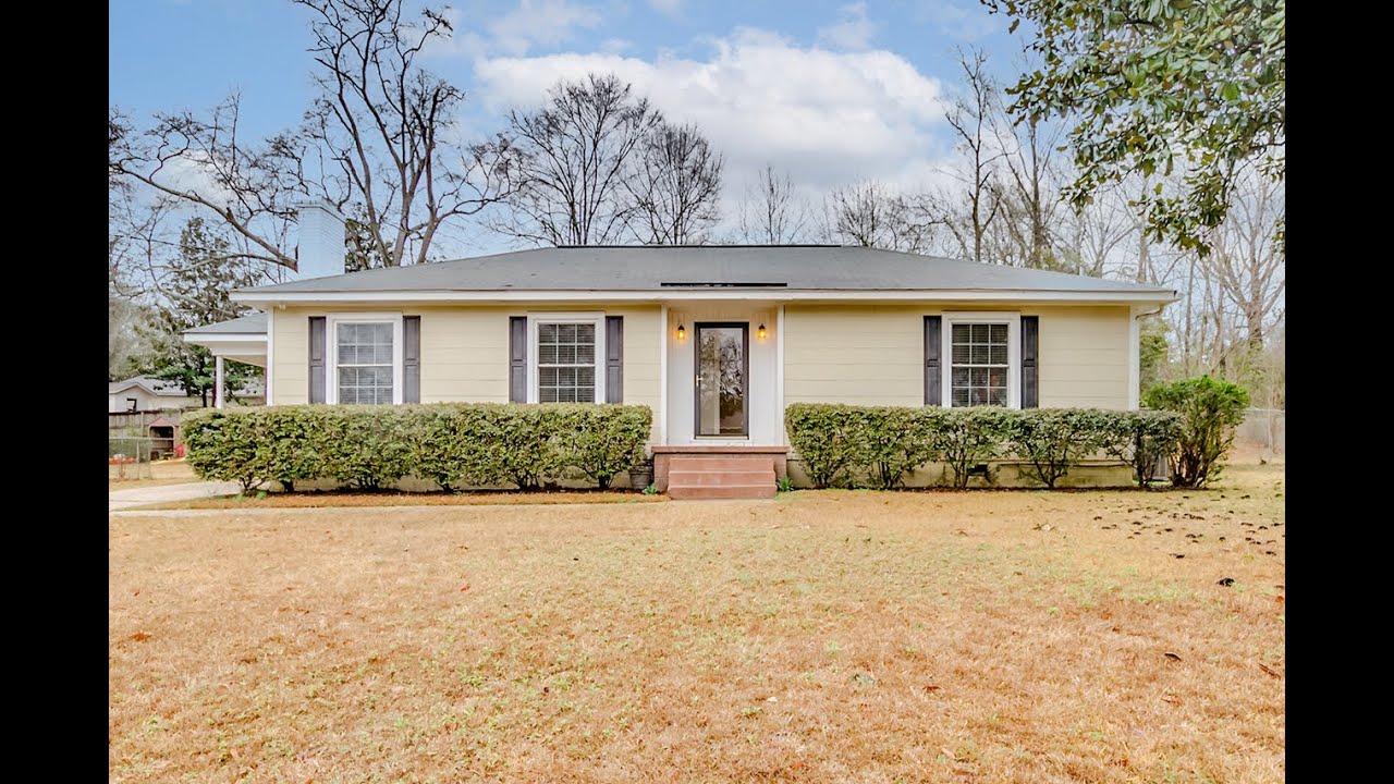 Homes for Sale in Tuscaloosa, 142700, 12 Elmira Drive, Deb Grimsley