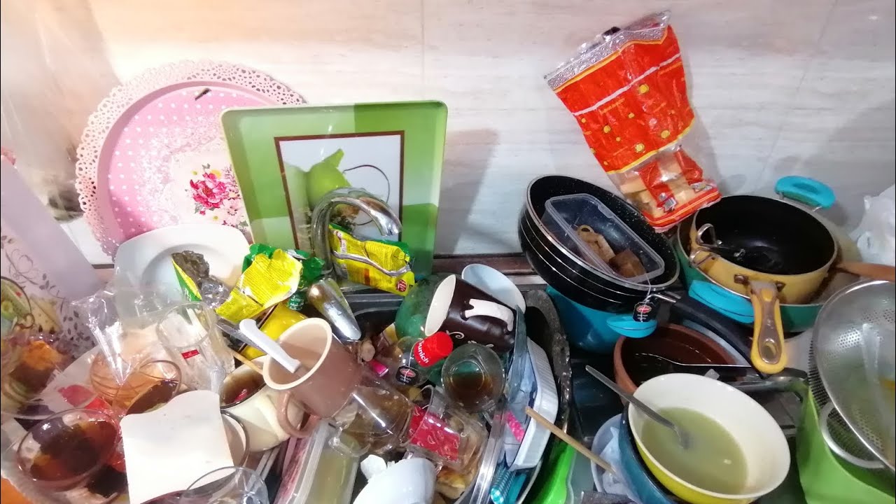 ASMR /Washing Dishes with Mom: 