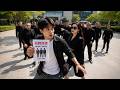 Soldier‐king works as CEO&rsquo;s bodyguard.Probes parents&rsquo; murder,crushes foes,CEO&rsquo;s family is implicated