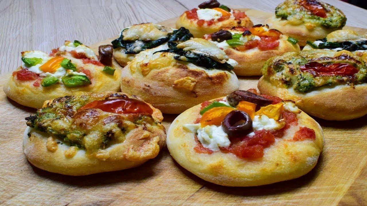 🍕 Πιτσάκια: Τα Μικρά Σνακ που Κλέβουν την Παράσταση! Τραγανά και Απίστευτα Νόστιμα! 😍🔥