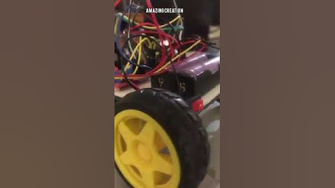 😱Obstacle Avoiding Robot 🤖🚗 | Using Arduino Uno #shorts #trending #viral #tech #amazing #electronic