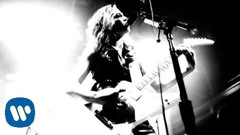 Halestorm- "Mz. Hyde" [OFFICIAL MUSIC VIDEO]