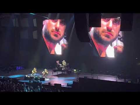 2CELLOS Livin On A Prayer Vienna 12 5 2022