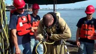 Commercial Diving Training at International Diving Institute by TheIDIdiver 12,295 views 10 years ago 3 minutes