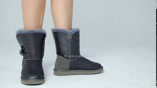 UGG Bailey Button Metallic Grey