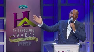 Go backstage at the Neighborhood Awards || STEVE HARVEY