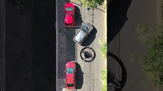 Como estacionar entre dois carros #shorts screenshot 3
