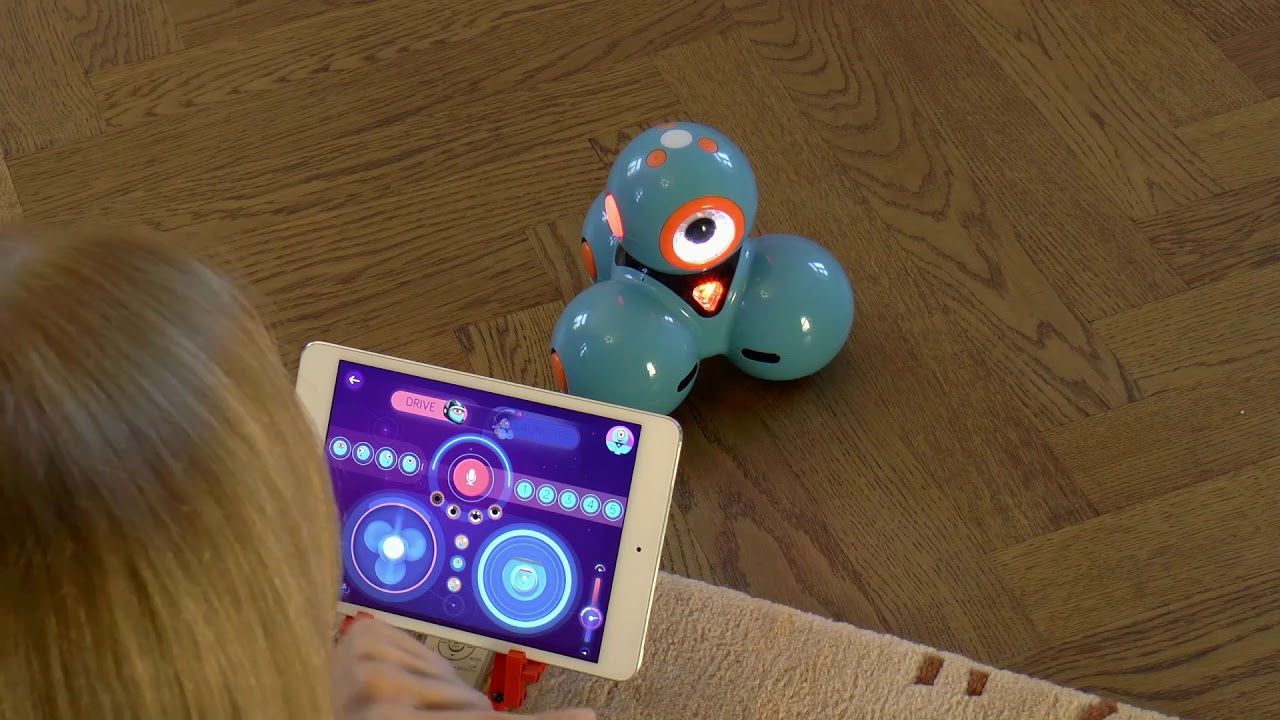 Dash 23: Controlling Dash using the Controller game