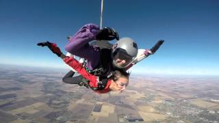 1347 Alma Dautovic Skydive at Chicagoland Skydiving Center 20151101 Becca Josh