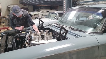 1963 Ford Galaxie 500 390 v8 Weber 48 first firing up open headers